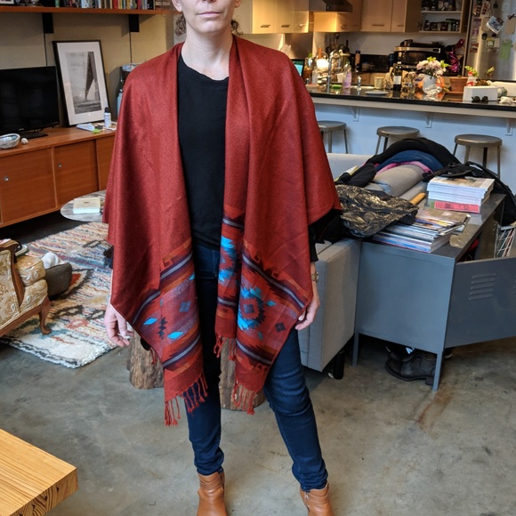 Ecuadorian Alpaca Shawl - Picture 8 of 8